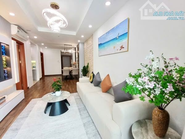 Căn CC cực đẹp Goldmarkcity Hồ Tùng Mậu Bắc Từ Liêm. Sổ 77m, 2 ngủ Giá 5.6 tỷ