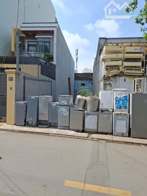 Bán đất mặt tiền đường 42 Bình Trưng Đông Quận 2 giá 11 tỷ