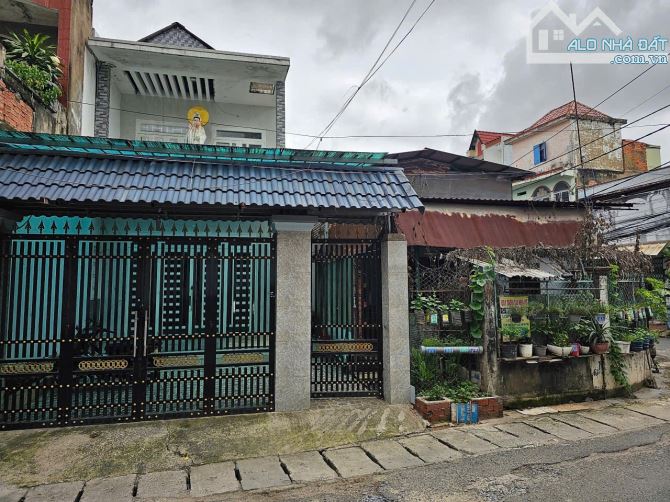 Bán nhà MT Đường số 5, An Bình, Dĩ An: 12,4 x 25, giá 17 tỷ.