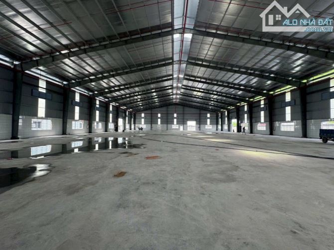 BÁN KHO XƯỞNG LONG AN - 5.700m2 BẾN LỨC