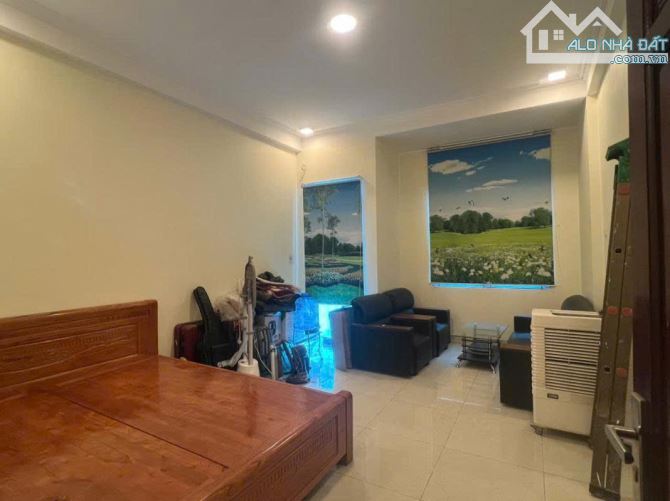 NHÀ PHÂN LÔ-ĐẤU GIÁ SIÊU HIẾM CỰ ĐÀ, THANH OAI, 51m2-5tầng-8tỷ9, NỘI THẤT XỊN SÒ - Ở LUÔN