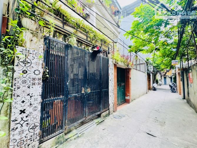 BÁN NHÀ PHỐ BẠCH ĐẰNG - Q. HBT - NHÀ DÂN XÂY- NGÕ NÔNG RỘNG THOÁNG- 43m2-3 TẦNG - 8.2 Tỷ