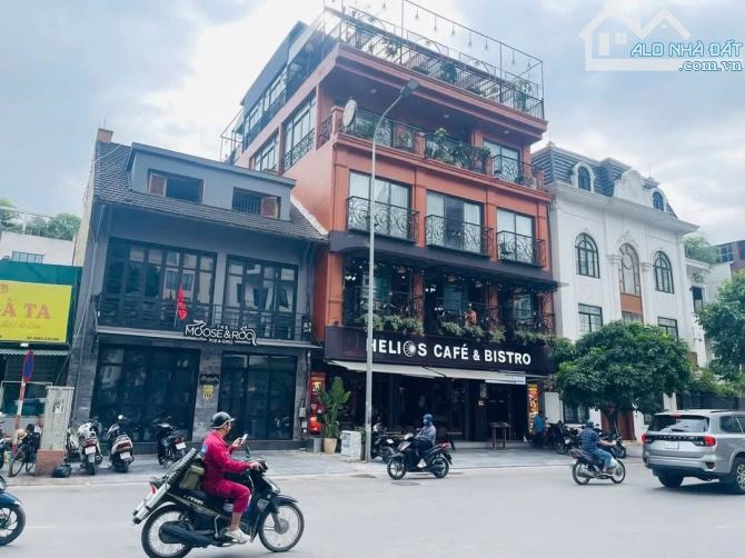 Bán tòa nhà văn phòng Thanh Xuân 120m2, 8 tầng , thang máy. Chỉ 40 tỷ