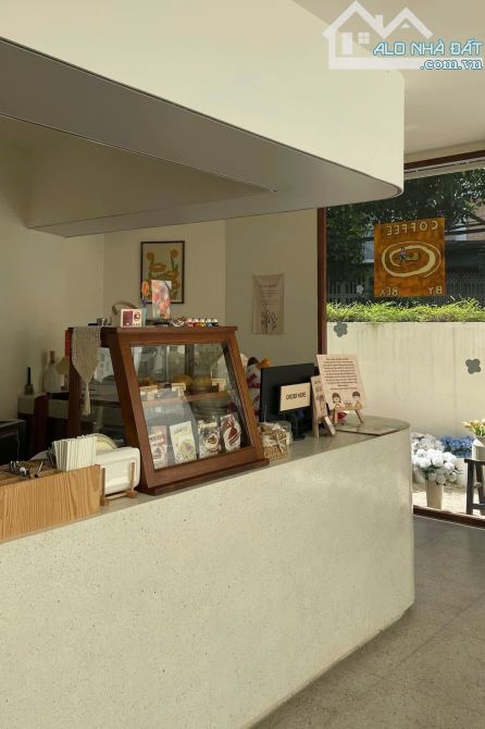SANG QUÁN CAFE MẶT TIỀN D2 NỐI DÀI – P.25, BÌNH THẠNH