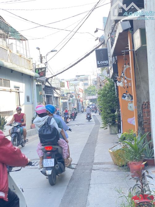 Bán nhà 2 tầng mặt tiền chợ Tân Lập – sát Nguyễn Duy Trinh – Quận 2, chỉ 6.2 tỷ