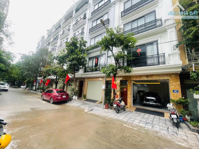 VĂN PHÚ HÀ ĐÔNG 15 TỶ 50M2 MẶT TIỀN 5M  6 TẦNG  THANG MÁY - PHÂN LÔ Ô TÔ TRÁNH .