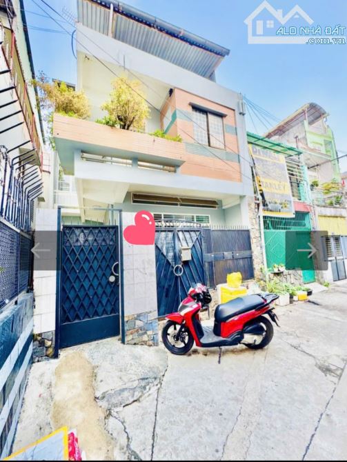 Nhà đẹp Lê Quang Định, P11 Bình Thạnh. DT 75m2. 3 tầng. Ngang 7m dài 12m. Giá chỉ 7.6 tỷ.