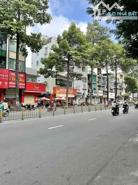 Bán nhà mặt phố Lê Hồng Phong, 65 tỷ, 100m2, 2PN, 2WC, 2 tầng