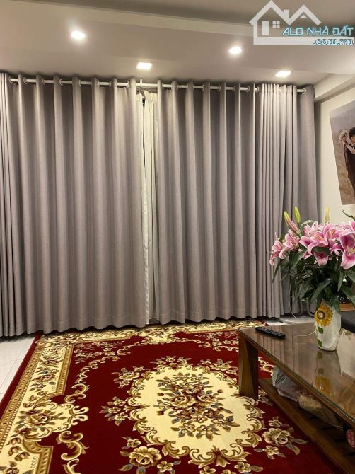 Phân lô Văn Cao 40m2x4T MT4m đủ đồ cơ bản oto đỗ cửa ngõ thẳng tắp phù hợp ở, KD 14tr