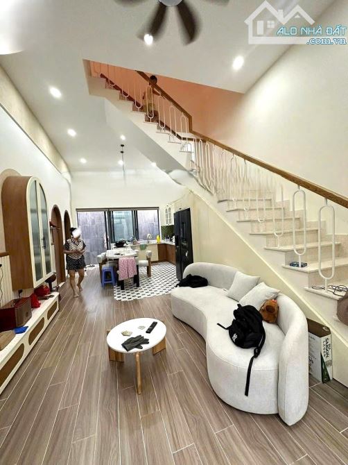 Bán Nhà 2 Tầng Mới Hẻm Ô Tô Đường Cây Keo, Phường Tam Phú, Thủ Đức  93m2, Giá 8.6 Tỷ