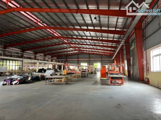 Bán nhà xưởng 10300m2 đường ĐT835, Bến Lức, Long An