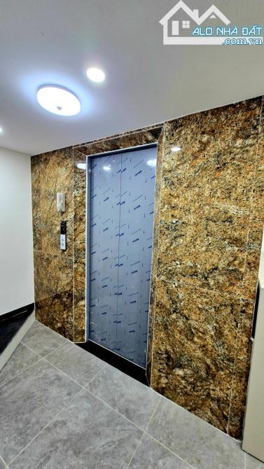 BÁN NHÀ PHƯƠNG CANH -TẶNG FULL NỘI THẤT - LÔ GÓC - THANG MÁY - 44M x 7 TẦNG - GIÁ 7 TỶ 35.