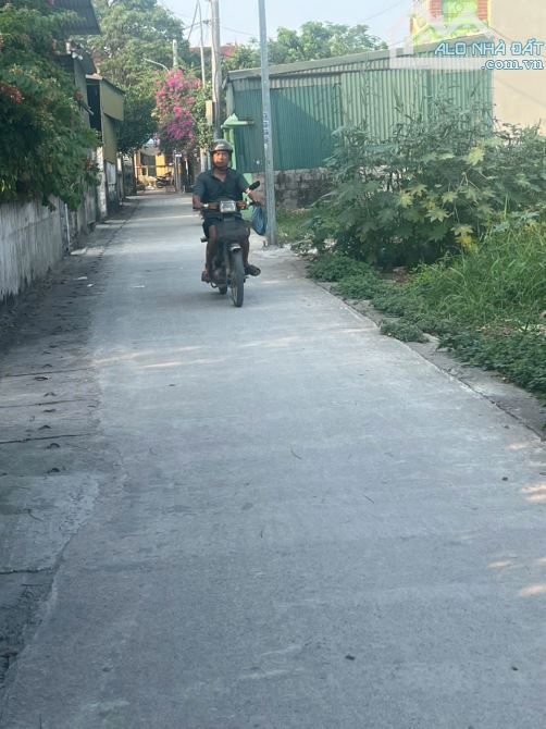 💥ĐẤT PHÂN LÔ - Ô TÔ ĐỖ CỬA - MẶT TIỀN RỘNG - ĐẦU TƯ TỐT - Ở SƯỚNG