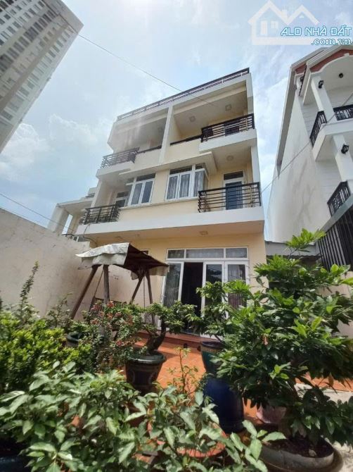 NHÀ MẶT TIỀN ĐƯỜNG 61, THẢO ĐIỀN - NỞ HẬU - DT 242M² ( NGANG 5.8M)