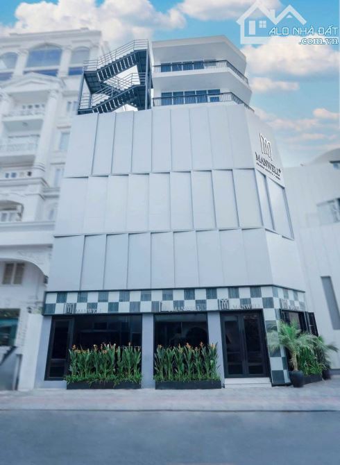 Bán building Quận 1  hầm, 7 tầng, 7.85x15.5m, khai thác cho thuê tới 300tr/ tháng, 79 tỷ