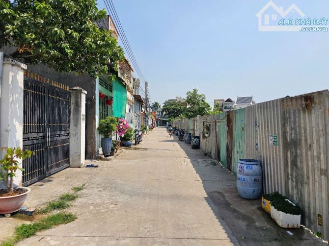 Đất trong KDC mặt tiền Phú Hồng Lộc-Phú Hồng Phát, Thuận Giao, Thuận An