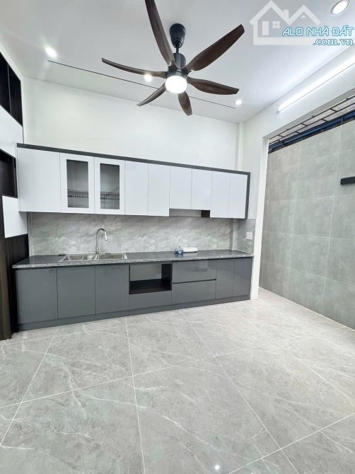 Bán nhà trong ngõ đường Lương Thế Vinh