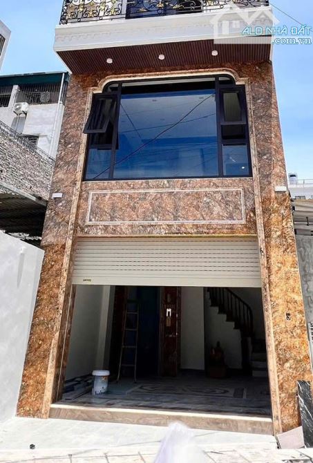 SIÊU PHẨM HIẾM CÓ CẤU GIẤY 3 LÀN Ô TÔ TRÁNH VỈA HÈ 70M, 26TỶ