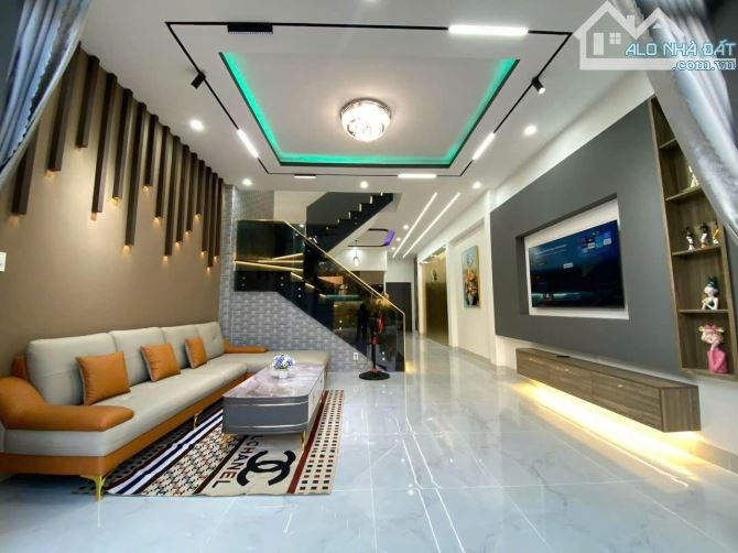 BÁN NHÀ TRẦN PHÚ HÀ ĐÔNG LÔ GÓC - KINH DOANH , MẶT TIỀN 6.3M