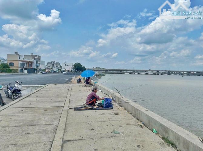 MẶT TIỀN 10M BỜ KÈ BỬU LONG Bán LÔ ĐẤT 154M2 mặt tiền đường Bờ Kè View Sông Đồng Nai
