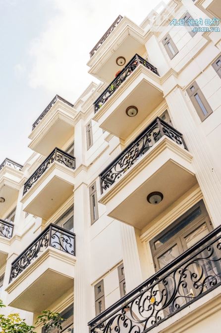 SIÊU PHẨM 5TẦNG, KHU PHÂN LÔ Đ.HÀ HUY GIÁP, P.THẠNH XUÂN/Q12, HẺM 5M, 65M2, 7 TỶ