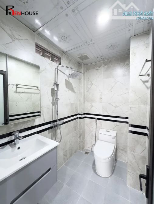 Bán tòa căn hộ cho thuê ccmn đủ đồ khép kín hiệu suất cao