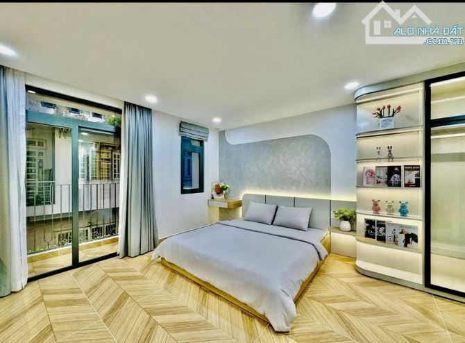 Ngõ thông kinh doanh, trước nhà gần 4m, 36m2, 5 tầng, nh.ỉnh 6 tỷ