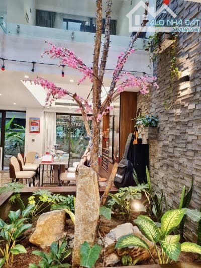 Bán căn BT Đẳng cấp giới Thượng Lưu DT 145m2 tại Long Biên 2x Tỷ.