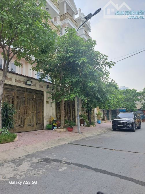 Bán Đất Quốc Lộ 13 116m2 Ngang 4,5m Dài 25m Đường Trước Đất 10m Ngay Vạn Phúc Nhỉnh 8 Tỷ