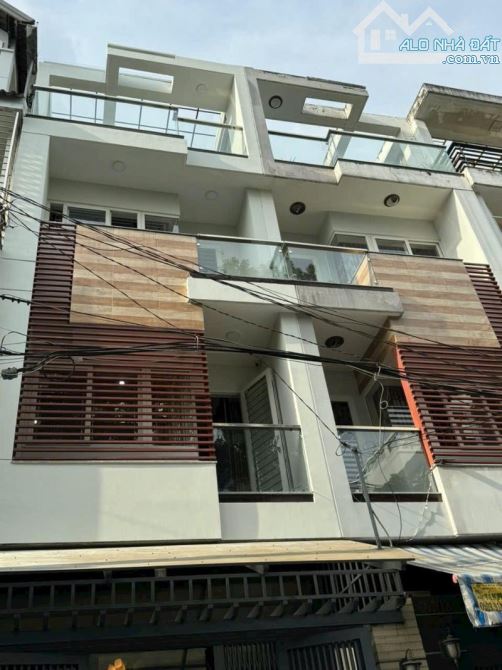 ĐƯỜNG 8M ÂU CƠ •4x17 67m2 •GIÁP KHU ĐỒNG ĐEN, TÂN BÌNH •NHỈNH 9 TỶ