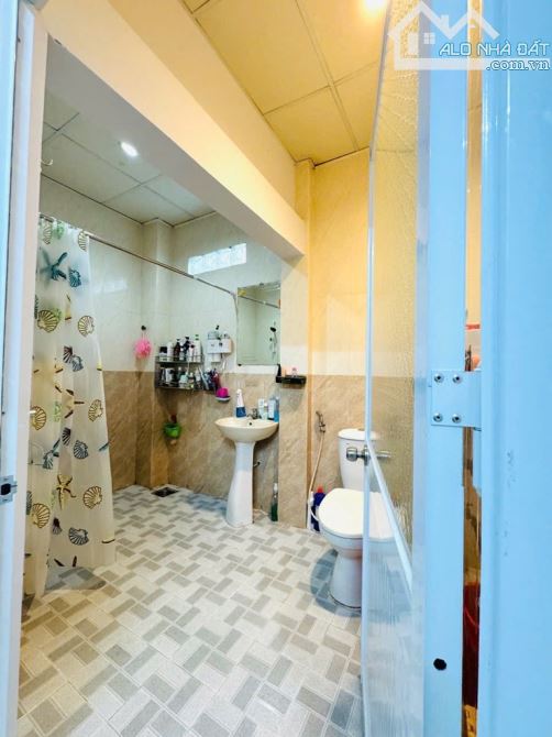 Nhà siêu VÍP, Chủ gấp bán đi định cư Úc, Hẻm xe hơi , Huỳnh Tấn Phát Quận 7 - Nhỉnh 6 tỷ - 10