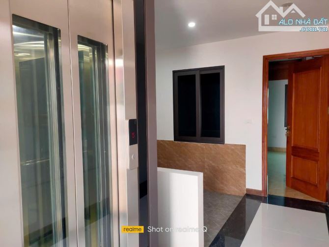 BÁN NHÀ ĐẸP, MỚI BỒ ĐỀ – GARA 2 Ô TÔ – KINH DOANH – NỞ HẬU – 68M2 CHỈ 23,95 TỶ - 11