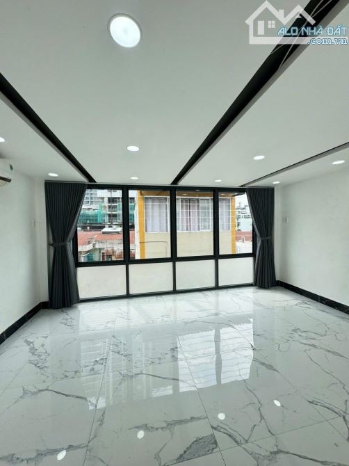 Giá rẻ - HXH Nguyễn Trãi, P. NCT, Quận 1 - Hầm/7 Tầng - 5m x 10m - 16,5 Tỷ - 11
