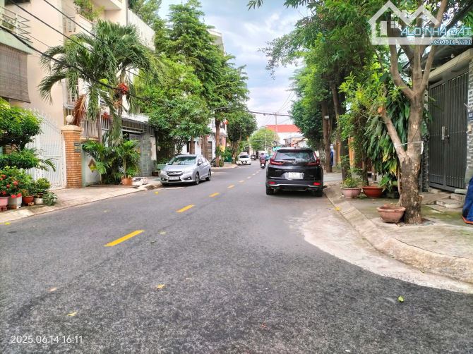 Bán nhà Dương Quảng Hàm, P.6, Gò Vấp: 5,2 x 23,2m, giá 14,9 tỷ - 1