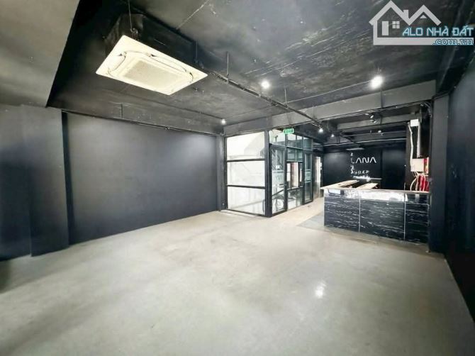 Bán tòa nhà văn phòng Thanh Xuân 120m2, 8 tầng , thang máy. Chỉ 40 tỷ - 1