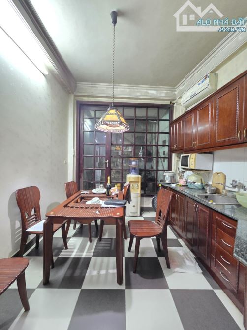 Bán nhà phố Bạch Mai Hai Bà Trưng, gần phố, 57m2 x 4 tầng, mặt tiền rộng 5m, 11 tỷ - 1