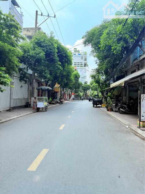 TÂN BÌNH - Phương 13, THCS Hoàng Hoa Thám, ga T3 - 45m2, 3 tấm, xe hơi dỗ cửa. - 1