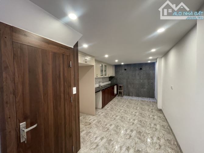 BÁN NHÀ LÁNG THƯỢNG, ÔTÔ ĐỖ CỬA DT 42M2, 5 TẦNG, MẶT TIỀN 3.5M, GIÁ 12.9 TỶ - 1