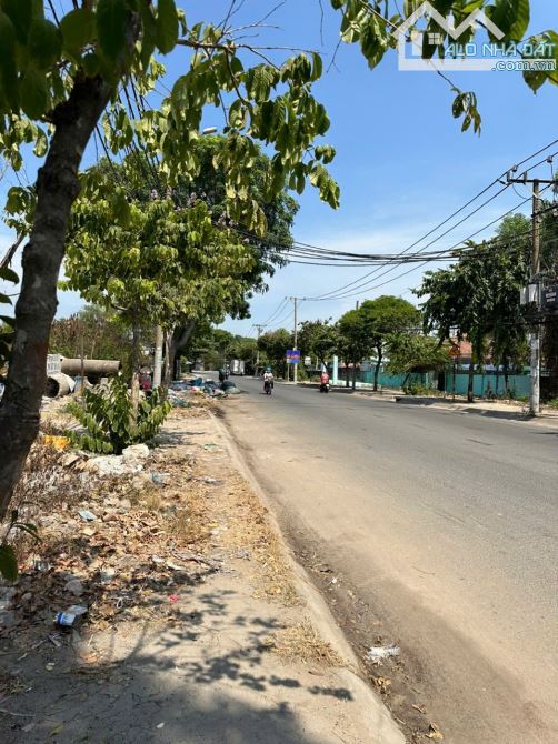 Ann về Úc bán đất mặt tiền đường Ngô Chí Quốc chỉ 7 tỷ SHCC giá tốt nhất khu - 1