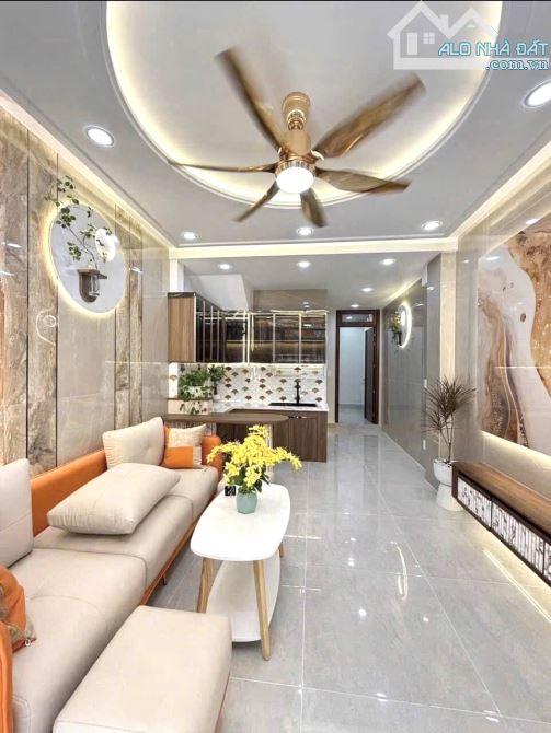 Bán nhà quận 6 - Khu mua sắm tấp nập ngày đêm - 3 tầng tặng full nội thất - 6 tỷ - 1