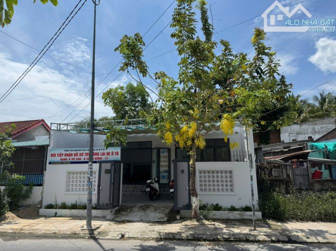 Bán nhà Thị Trấn Diên Khánh vừa ở vừa kinh doanh giá rẻ - 1