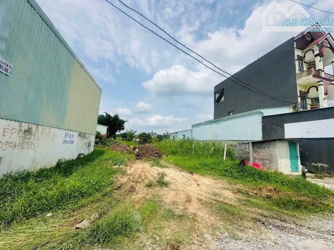 BÁN LÔ ĐẤT 300M2-GẦN CHỢ MỸ HẠNH NAM - GIÁ ĐẦY TƯ CHO ANH CHỊ - 1