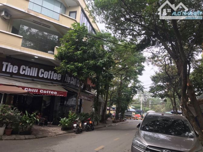 Bán Nhà Phố Đỗ Nhuận, Bắc Từ Liêm_Đường Rộng, Vỉa hè Kinh Doanh 7x100m2, Giá 38.8 tỷ - 1