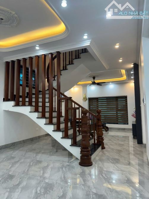 Siêu phẩm lô góc , Ô TÔ, gần VIN, 45m25 ×5T, Tân Lập, kinh doanh, giá 7,4 tỷ - 1