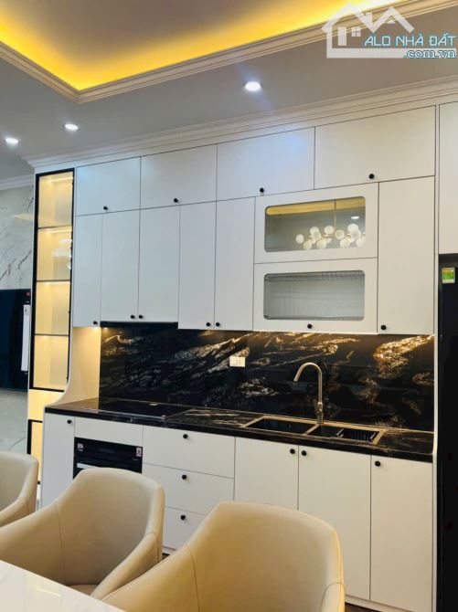Bán Nhà Mặt Phố Giải Phóng, 3 Tầng, 7.3 Tỷ – Vị Trí Đẹp Gần Các Trường Đại Học - 1