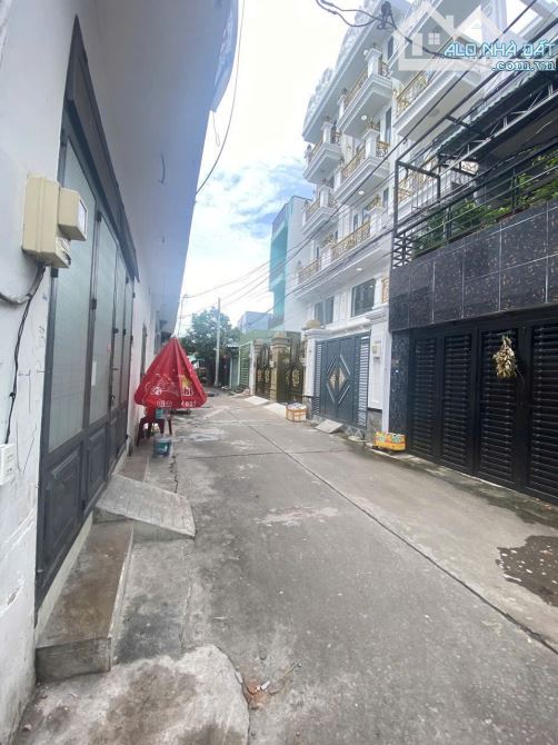 BÁN ĐẤT TẶNG NHÀ C4 NƠ TRANG LONG P13 Q.BT - NGANG GẦN 8M DÀI 15M - CHỈ 12,6 TỶ TL - 1