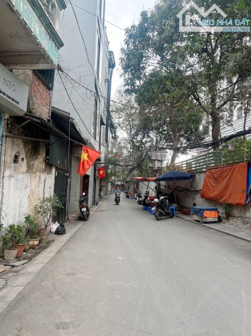 Bán Nhà Mặt Ngõ Ô Tô Tránh, Kinh Doanh Sầm Uất, View Royal City, 8.1 Tỷ Nguyễn Trãi, Thanh - 1