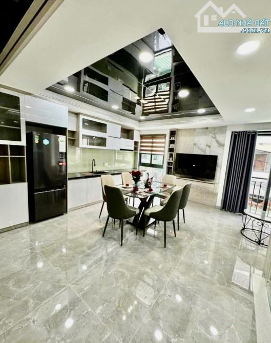 Ngõ thông, xây mới thang máy, phố Minh Khai, 53m2, hơn 9 tỷ - 1