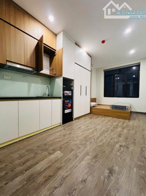 Chủ cần tiền bán rẻ nhà ở Kim Giang, 54m2, 6 tầng, mặt tiền 4m giá 10 tỷ, dòng tiền 320 tr - 1