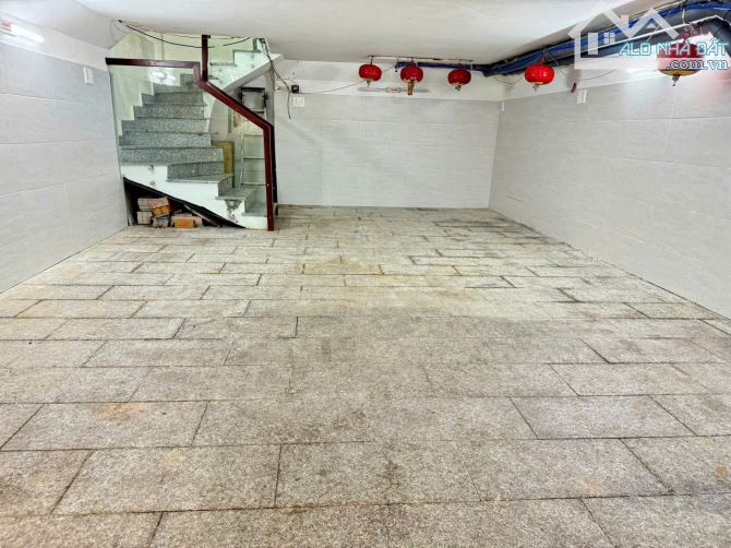 Giá rẻ - HXH Nguyễn Trãi, P. NCT, Quận 1 - Hầm/7 Tầng - 5m x 10m - 16,5 Tỷ - 1